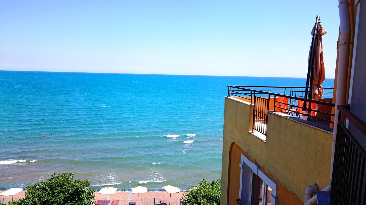Akb Apartment Sea View Ахелой Екстериор снимка