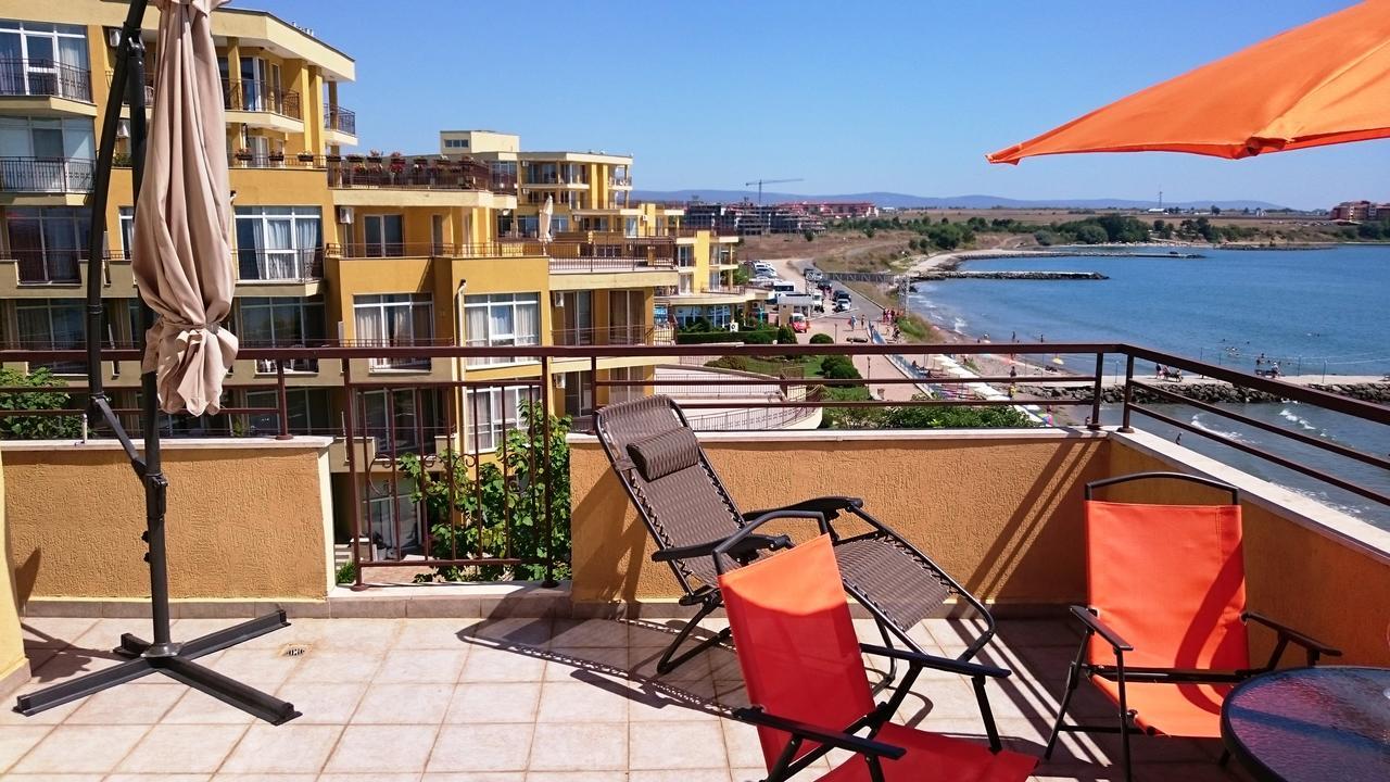 Akb Apartment Sea View Ахелой Екстериор снимка