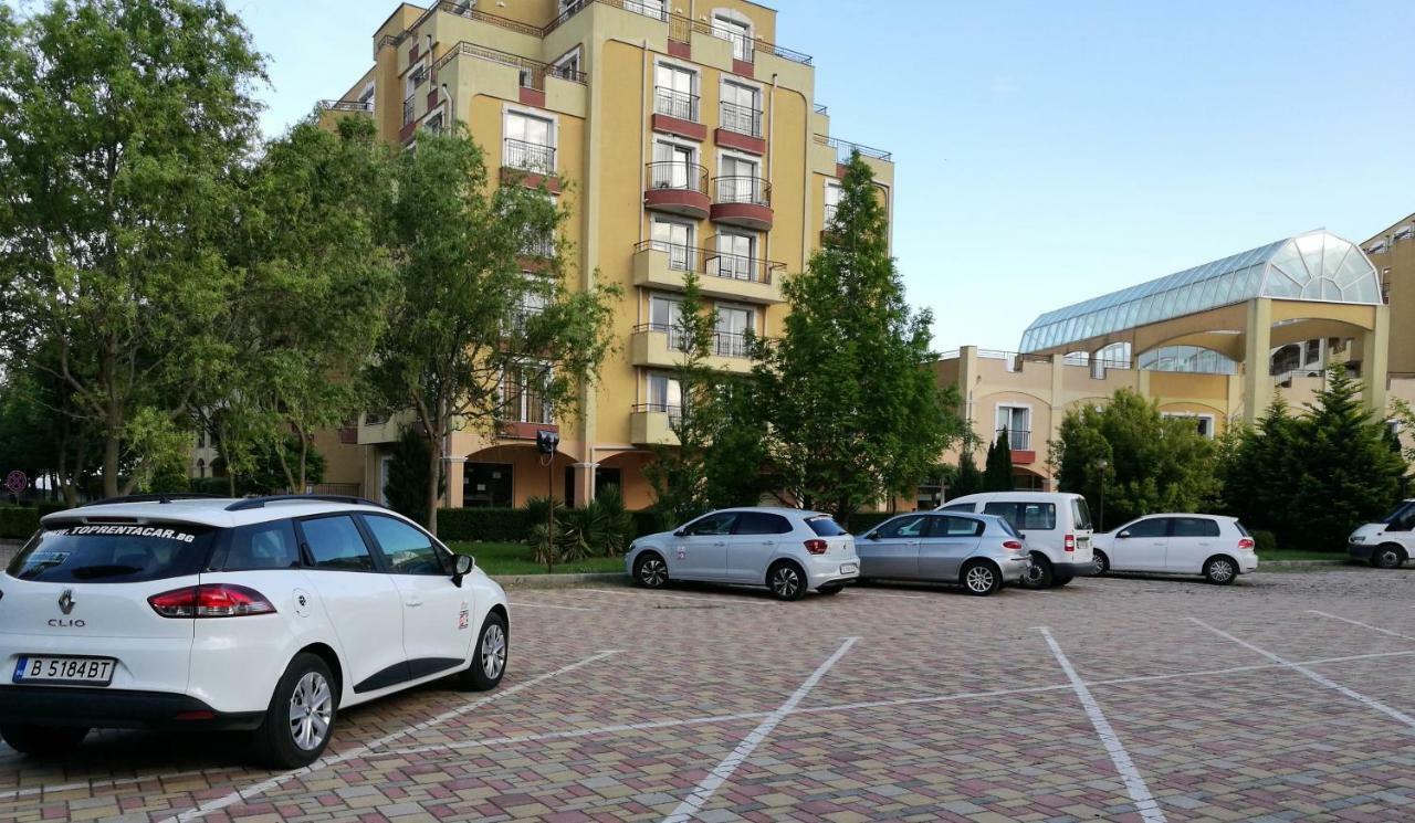 Akb Apartment Sea View Ахелой Екстериор снимка